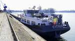 GMS CITUS ENI 02325901, ankert im Rheinhafen Breisach, Heckansicht, M�rz 2026