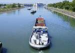 GMS ANDELST ENI 02318658, verl��t die Schleuse Vogelgr�n/Elsa� rheinabw�rts, April 2026