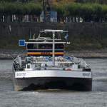 Auf dem Rhein bei D�sseldorf war Anfang September 2026 das Tankmotorschiff BENEDETTO (ENI: 02321258) unterwegs.