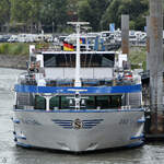 Das Flusskreuzfahrtschiff VIVA TIARA (ENI: 07001832) wurde 2006 in Dienst gestellt. (D�sseldorf, September 2026)