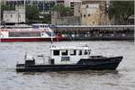 BARNES heißt dieses Boot der London Port Authority. Es ist 13,5 m lang und 4,8 m breit. Am 06.06.2019 lag es Höhe Tower in der Themse.