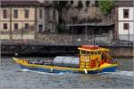 Die 2013 gebaute CATARINA DO DOURO (Portugiesisches Kennzeichen: P-242-AL) ist eines der vielen typischen Fahrgastschiffe auf dem Douro in Porto und Vila Nova de Gaia. Sie ist 25 m lang, 6 m breit und bietet 137 Passagieren Platz. 02.05.2015
