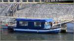 Mit der kleinen DOURO VERDE können exklusive Rundfahrten auf dem Douro unternommen werden. Hier liegt sie am 07.05.2015 in Régua.
