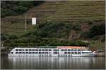 Die 2015 gebaute GIL EANES (ENI 01840470) hat am Ufer des Douro festgemacht. Sie ist 80 m lang, 11,4 m breit und bietet 132 Passagieren Platz. Heimathafen ist Strasbourg (Frankreich). 06.05.2015
