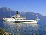 Raddampfer  Italia  beim Anlegemanöver an der Anlegestelle von Montreux am 26.