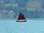 Kleinse Seegelbooot unterwegs auf dem Thunersee am 16.06.2012