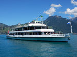 MS BUBENBERG BLS AG, Schifffahrt Berner Oberland. Das MS BUBENBERG am 14.08.2016 kurz vor der Anlegestelle in der Bucht von Spiez.