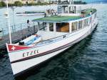 Die  Etzel  ist ein kleines historisches Fahrgastschiff vom Zürichsee.