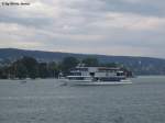 Das Pannenschiff ''Panta Rhei'' darf in der Sommersaison 08 nach unzähligen Umabuarbeiten endlich erste kommerzielle Kurse fahren, hier am 1.8.08 kurz vor dem Bürkliplatz in Zürich.