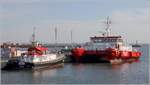 Das Lotsenversetzboot BURKANA und der SWATH-Lotsentender BORKUM liegen im Schutzhafen von Borkum. 22.09.2019