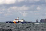 BP 83 BAD DÜBEN (IMO 9830032), das jüngste Einsatzschiff der Bundespolizei, ist vor Helgoland unterwegs. Es ist 86 m lang und 13,42 m breit. 10.09.2019