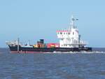 Die  MS Harle Express  im Hafen von Harlesiel/Ostfriesland am 17.07.21.
Das Schiff der Reederei Warrings aus Wittmund, Ortsteil Carolinensiel, mit der IMO Nr.9895824, versorgt die Insel Wangerooge mit jegliche Art von Gütern.