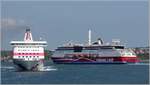 Begegnung vor Mariehamn (Åland): die BALTIC PRINCESS (IMO 9354284) der zur Tallink Group gehörenden Silja Line (links) und die VIKING GRACE (IMO 9606900). 22.07.2018