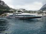 SUPER FLYTE  IMO 8867947 am 15.5.2011 im Hafen von Capri –  High Speed Catamaran / 3.252 kW, 2 Propeller, 28 kn / 464 Pass.