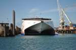 auf der kleinen Insel Guernsey im Ärmelkanal am 04.09.2011 augenommen die CONDOR EXPRESS ist ein RoRo-Schiff und fährt unter der Flagge von The Bahamas (IMO: 9135896, MMSI: 311369000).
