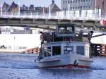 Unbekanntes Rundfahrtsschiff in Berlin.