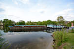 Das Schubboot EDDA (05609510) durchfährt den Teltowkanal. (Berlin, April 2018)