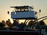 Das Steuerhaus der Lesath mit der Abendsonne von achtern. Fotografiert am DEK-Hafen Riesenbeck 30.07.2010.