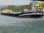 MS Thekla  ENI 04003330 - L 100 - B 9.50m - Tg 2.71m - T 1771 - PS 1200-Caterpillar - Bj 1972 in Berlin./ Gemeldet in Dortmund/D. Zu Berg im DEK am Drenther Hafen. 29.10.10.