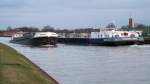 Hier begeegnen sich TMS Hornhafen und GMS Moonraker in Riesenbeck am 9.04.10. Auf diesem Foto ist die Hornhafen mit dem Heck vor meiner Haustr.