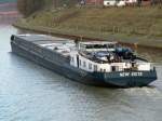 New Vista  ENI 02314288 - L 80m - B 8,20m - Tg 2.50m - T 1136 - PS 2 X 353-Caterpillar - Bj 1974 in Hemiksem/B./ Gemeldet in Zwolle/NL. Zu Tal in Riesenbeck am 13.12.2010.