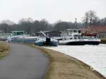 Hier begegnen sich der Schubverband Charly/Arime und das GMS Reynald in Riesenbeck am 11.03.2011.