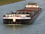 GMS Duisburg - 04005660 - Lnge: 80,00 m - Breite: 8,20 m - Tiefgang: 2,52 m - Tonnage: 1115 t - PS 500-Deutz - Bj 1957 in Duisburg bei Ruhrorter Schiffswerft - Gemeldetr in Porta Westfalica/D. Zu Tal in Birgte/DEK am 29.04.2011.