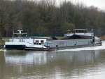 GMS Armin - 05116740 - Lnge: 85,00 m - Breite: 9,50 m - Tiefgang: 2,70 m -Tonnage: 1388 t - PS 1200-Deutz - Bj 1954 bei Schimag in Mannheim - Gemeldet in Hamburg/D. Zu Tal im DEK bei Senden am 2.12.2009.