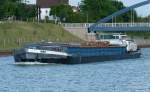 GMS Sero - 02316481 - Lnge: 67 m - Breite: 8.20 m - Tiefgang: 2,52 m - Tonnage: 907 t - PS  750-Deutz - Bj 1954 bei Ruhrorter Schiffswerft in Duisburg - Gemeldet in Datteln/D. Zu Tal an der Riesenbecker Dorf Brcke am 16.06.2009.