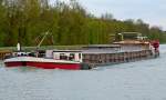 GMS Adriana - 04000090 - Lnge: 80,00 m - Breite: 9,00 m - Tiefgang: 2,52 m -Tonnage: 1130t - PS 700-Deutz - Bj 1943 bei St. Pieter in Hemiksem/B - Gemeldet in Homberg/D. Zu Tal im DEK bei Drenthe am 13.04.2011.
