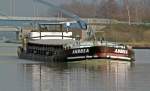 GMS Andrea - 04400390 - Lnge: 80,50 m - Breite: 8,22 m - Tiefgang: 2,66 m - Tonnage: 1285 - PS 585 - Bj 1962 bei Rheinwerft in Mainz-Mombach - Gemeldet in Hamburg/D. Zu Tal im MLK bei Steinbeck am 13.02.2011.