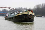 Pulvertanker PHOENIX (ENI:02315792) L.59,18 m B.7,54 m T 625 Baujahr 1957 Flagge Niederlande  am 16.01.2022 auf dem DEK am Dattelner Meer.