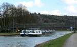 TMS  PIA  (ENI 04809360 , 85,95 x 9,60m)  kam am 20.03.2026 von der Schleuse Bevergern und befuhr den  DORTMUND_EMS-KANAL  zu Berg.