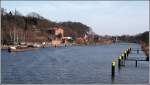Der erste Streckenabschnitt des Elbe-Lbeck-Kanals fhrt einige Hundert Meter von der Elbe bis an die Schleuse Lauenburg (im Hintergrund). Aufnahmedatum: 11.03.2007
