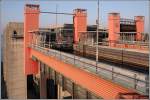 Die oberen Einfahrten zu den beiden je 100 m langen Trgen des Schiffshebewerks Scharnebeck am Elbe-Seitenkanal. Aufnahmedatum: 07.10.2005
