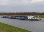 Nachschuss auf BCF (Brde Container Feeder) GLCKAUF, Haldensleben (02325368) L: 99,84  B: 9,5  To: 1795 auf dem Elbe-Seitenkanal von Scharnebeck kommend in Richtung Artlenburg, 16.01.2011
