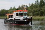 Das Aufsichtsboot BEBER des WSA Uelzen am 24.06.2006 auf dem Elbe-Seitenkanal bei Wittingen. Die BEBER wurde 2004 bei der Barthel-Werft in Derben gebaut, ist 15,28 m lang, 4 m breit und wird von einem 146 kw-Motor angetrieben.