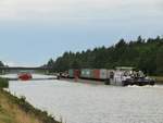 Schiffsbegegnung im Elbe-Seitenkanal am 20.07.2019 Höhe Lüneburg.