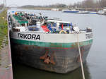 TMS TRIKORA, ENI 05108260 (ex Elbe XII, ex Trave, ex Piz Trikora)  Interstream Barging Vegoil nur für Lebensmittel   im Unterwasser Schiffshebewerk Lüneburg; Scharnebeck, 11.01.2020  