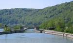 Einfahrt in die Schleuse Riedenburg (Main-Donau-Kanal) zu Tal am 02.05.2005.