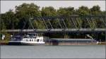 Die LINQUENDA (02320092) liegt am 26.07.2009 in Bramsche-Achmer am Mittellandkanal. Lnge: 86 m, Breite: 9,5 m, Tonnage: 1.613 t.