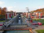 Durch Bauarbeiten an der 1928 eingeweihten Hindenburgschleuse bei Anderten, bietet sich ein schner Blick in den Trog.