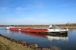 GMS  DIRKJE  (ENI 02315127 , 73 x 8,26 m) am 25.02.2026 auf dem  MITTELLANDKANAL  zu Berg H�he  Barleber See 1.