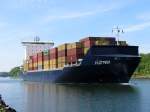 Containerschiff FLOTTBEK (IMO 9313216), London, United Kingdom, L: 169,0m, B: 27,0m; gebaut 2005 in der MEYER WERFT, PAPENBURG; auf dem Nord-Ostsee-Kanal (NOK) bei Suchsdorf in Richtung Kiel;