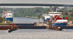 Feederschiff KATHARINA SCHEPERS (IMO 9584865)am 21.08.2016 bei der Schleuse Kiel-Holtenau. Das Schiff verläßt hier den Nord-Ostsee-Kanal, um bald darauf in die  Kieler Förde einzufahren.