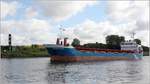 Die 1994 gebaute SELENE PRAHM (IMO 9100059) ist am 05.07.2017 im Nord-Ostsee-Kanal unterwegs. Sie ist 75 m lang und 11,65 m breit, hat eine GT/BRZ von 1.584 und eine DWT von 2.422 t. Heimathafen ist Leer.