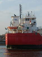 MOSELDIJK (IMO 9377913) am 9.4.2023 im NOK Höhe Hafen Rendsburg, Detail: Aufbau mit Schornsteinmarke „ Naviga Shipmanagement, Groningen, NL” / 
Mehrzweck-Trockenfrachter  / BRZ 2.967 / Lüa 8995 m, B 14,4 m, Tg 6,21 m / 1 Diesel, Mak 6M25, 1.980 kW (2.690 PS) 11,5 kn / 38 TEU, 5.818 m³ Frachtraum  / gebaut 2009 bei Chowgule & Company Pvt. Ltd. Schiffbauabteilung Loutulim Goa, Indien / Eigner: Beheermaatschappij MS  MOSELDIJK  BV, Manager:  Naviga Shipmanagement, Groningen, NL, Flagge: NL, Heimathafen: Groningen /
