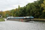 GMS TIFFANY (04001950 , 80 x 9m) am 19.10.2020 im WEIßER SEE / SACROW-PARETZER-KANAL / UHW auf Talfahrt.