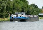 TMS  GÜNTER DEYMANN  (04808080 , 84,68 x 9,5m) am 05.07.2022 im Sacrow-Paretzer-Kanal /  UNTERE HAVEL-WASSERSTRASSE  Höhe Marquardt auf Bergfahrt nach Berlin.