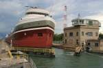 Lock 7 ffnet sich und gibt die Fahrt in Richtung Sden frei. Insgesamt besteht der Welland Canal aus 8 Schleusen. Das grte Bauwerk ist dabei die Schleusentreppe von Lock 4-6 bei Thorold; 08.09.2008